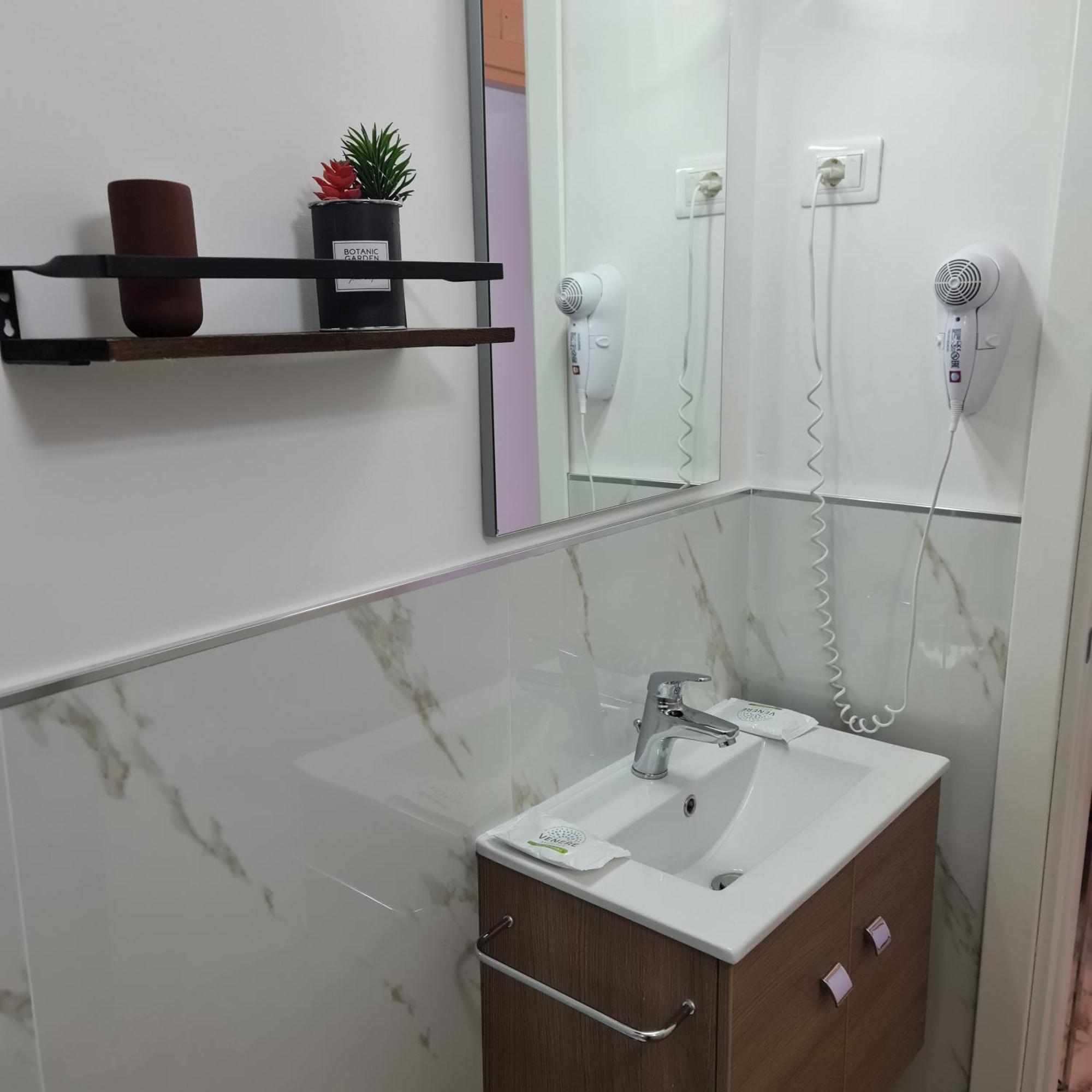 Mare Fuori B&B Salerno Room photo