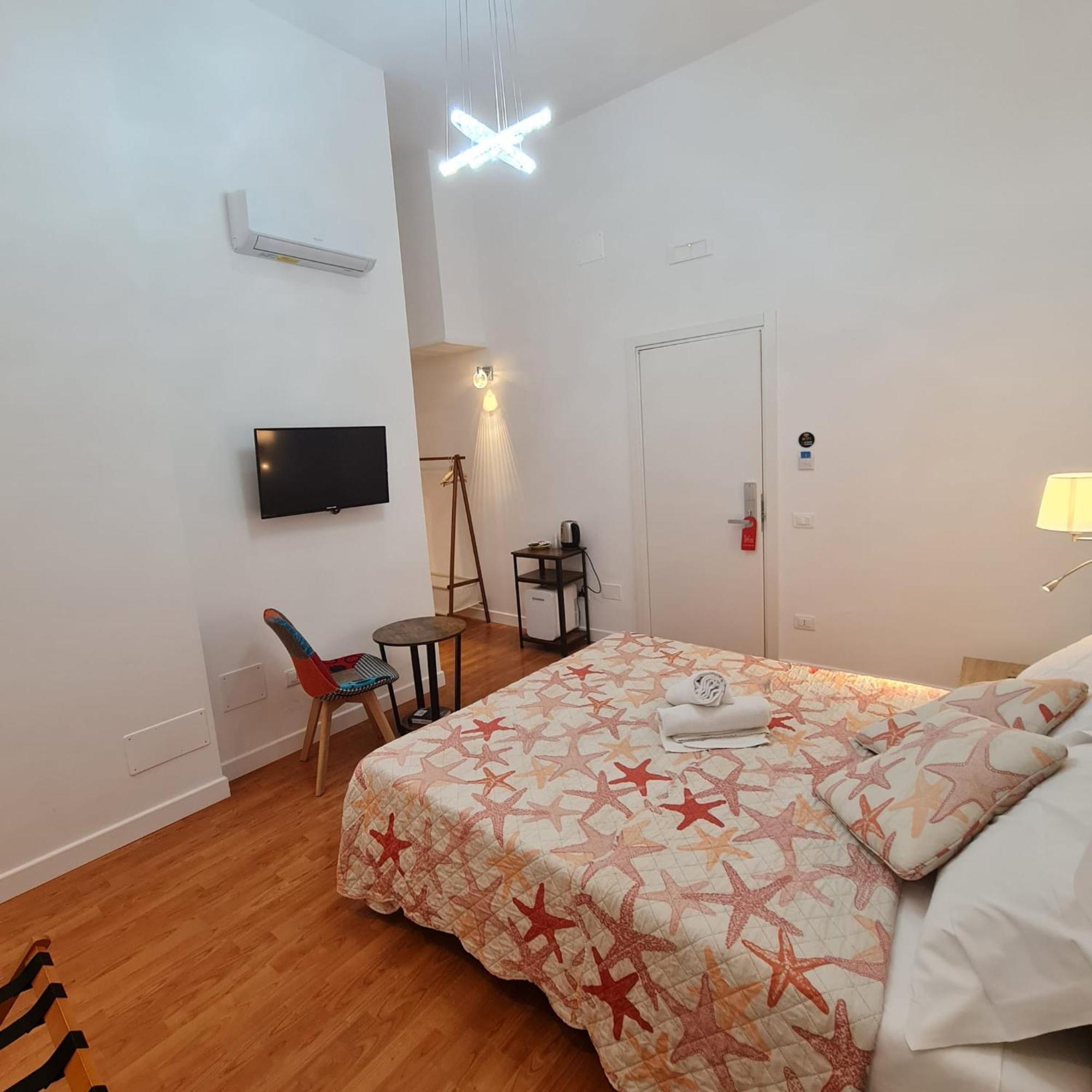 Mare Fuori B&B Salerno Exterior photo