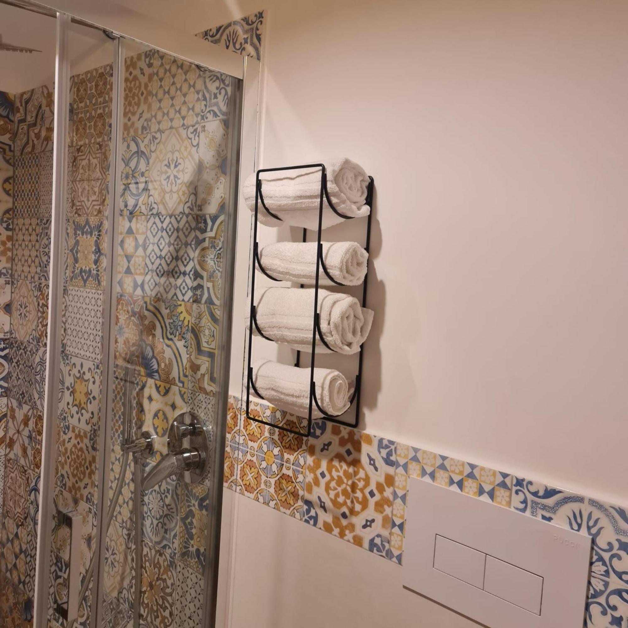 Mare Fuori B&B Salerno Exterior photo